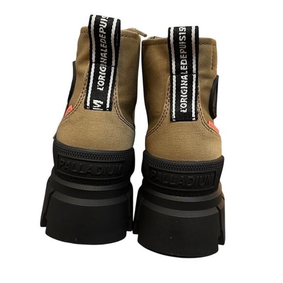 Palladium Revolt Hi TX Women’s Boots Olive Green Size 7 Lug Sole Canvas High Top - Picture 5 of 7